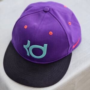 Nike True - Kevin Durant KD Adjustable Hat Snap Back Cap Purple and Blue Logo